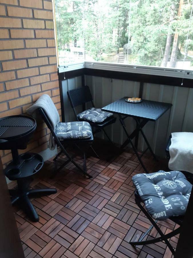 Kaunis Valoisa 3 Krs Pikkukaksio Vantaa Koivukylae Apartment Exterior photo