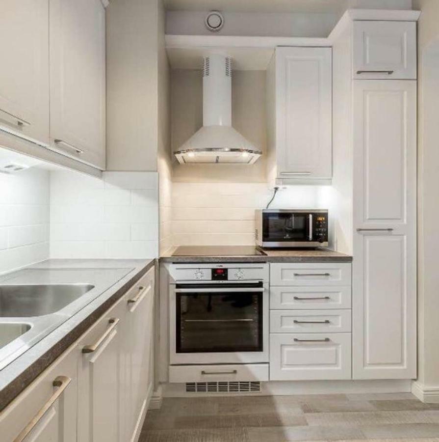 Kaunis Valoisa 3 Krs Pikkukaksio Vantaa Koivukylae Apartment Exterior photo